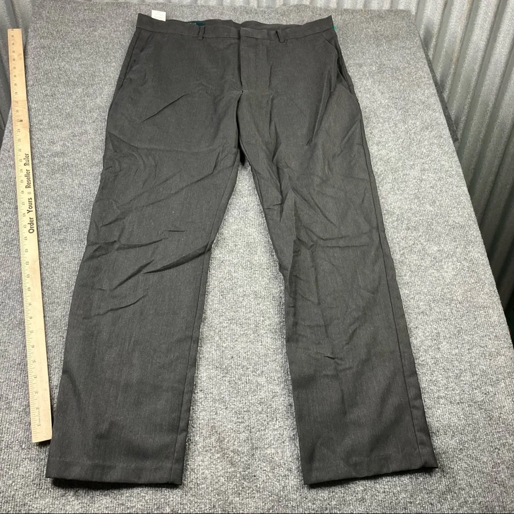 Perry Ellis slim fit slacks/ jeans‎ 36/30